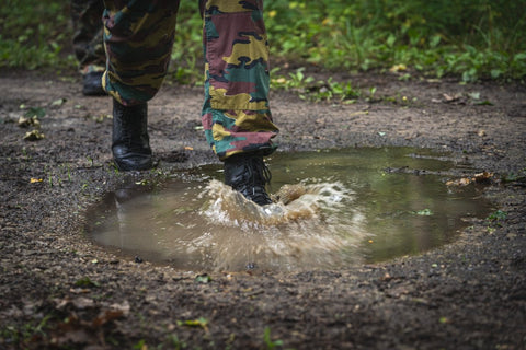 Het verschil tussen tactische laarzen en reguliere laarzen