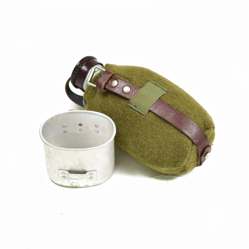Echte Roemeens leger kantine Cup voelde dekking vintage retro waterbottle zoals nieuw