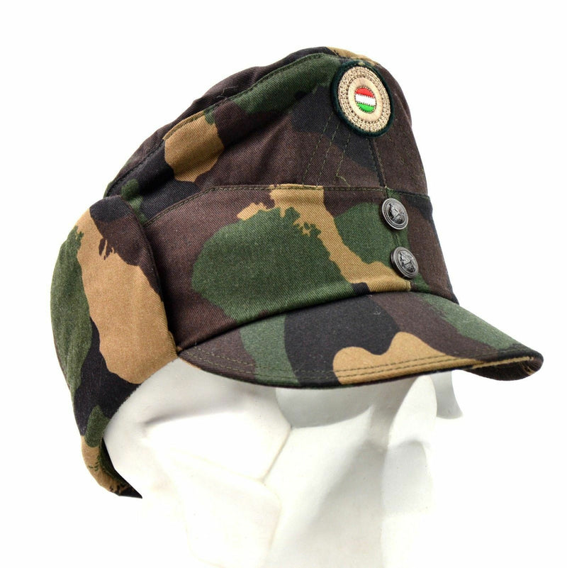 Echte Hongaarse camo -leger Winter Cap Militaire veldhoed met kleurenbadge nieuw