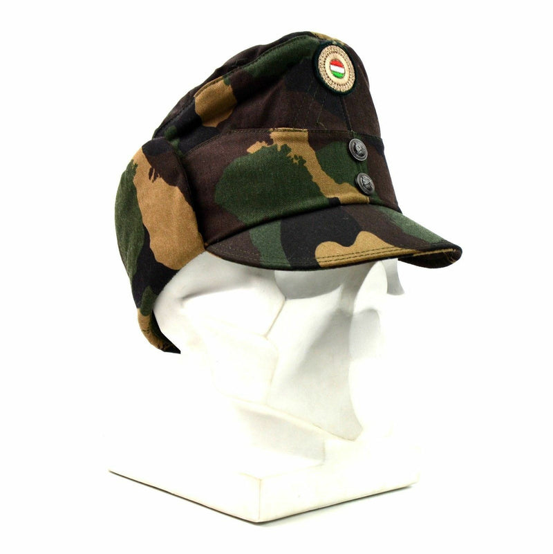 Echte Hongaarse camo -leger Winter Cap Militaire veldhoed met kleurenbadge nieuw