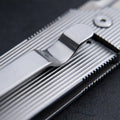 Boker Plus BabyX Opvouwbaar Zakmes D2 Lemmet RVS Handgreep Grijs