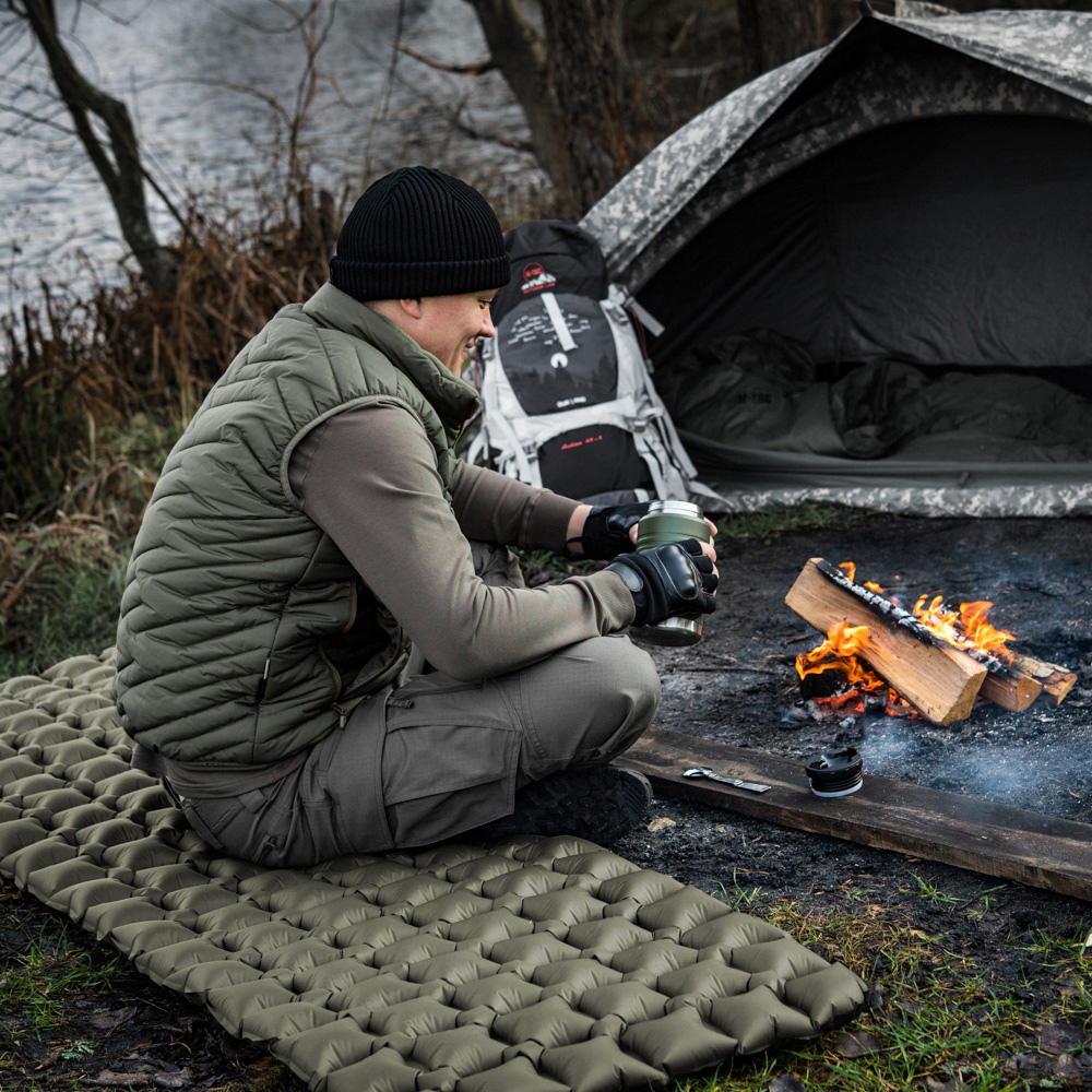 M-TAC opblaasbaar slaapmatje 195x58x5cm lichtgewicht campingmat olijf