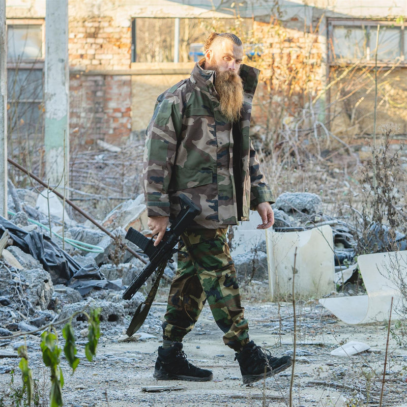 Originele Italiaanse militaire vrachtbroek Combat Woodland Camo Field broek Nieuw