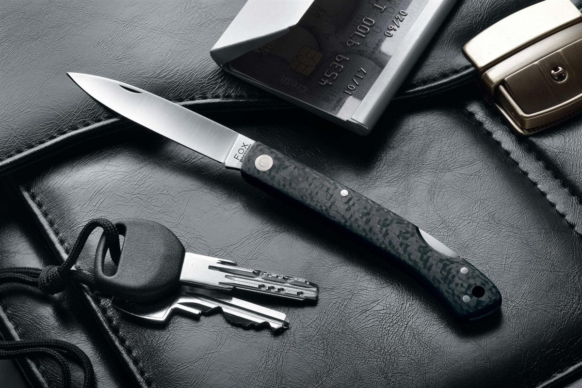 Fox Knives Brand Italy zakmes RVS 440C Koolstofvezel handvat
