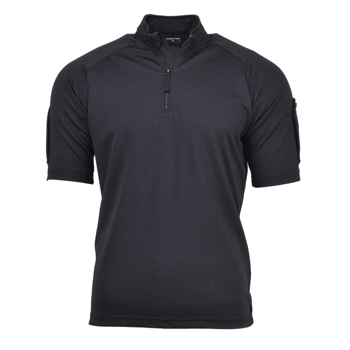 Zwart tactisch poloshirt van de Britse politie met halve ritssluiting, ademende stretchstof en functioneel ontwerp.