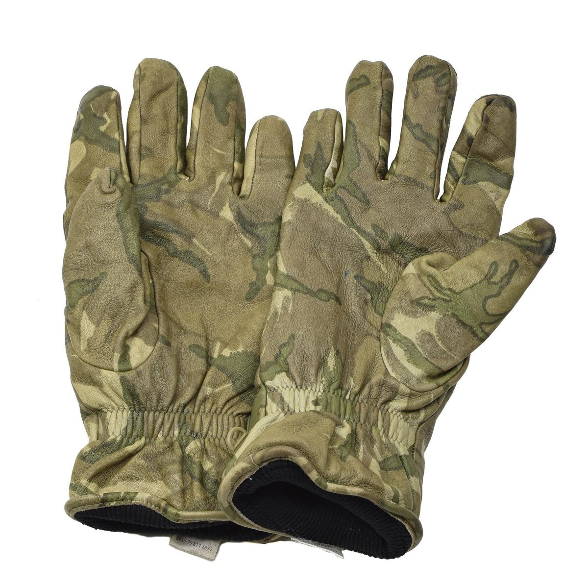 Echte Britse militaire gevecht tactische lederen handschoenen geïsoleerd MTP -camouflage