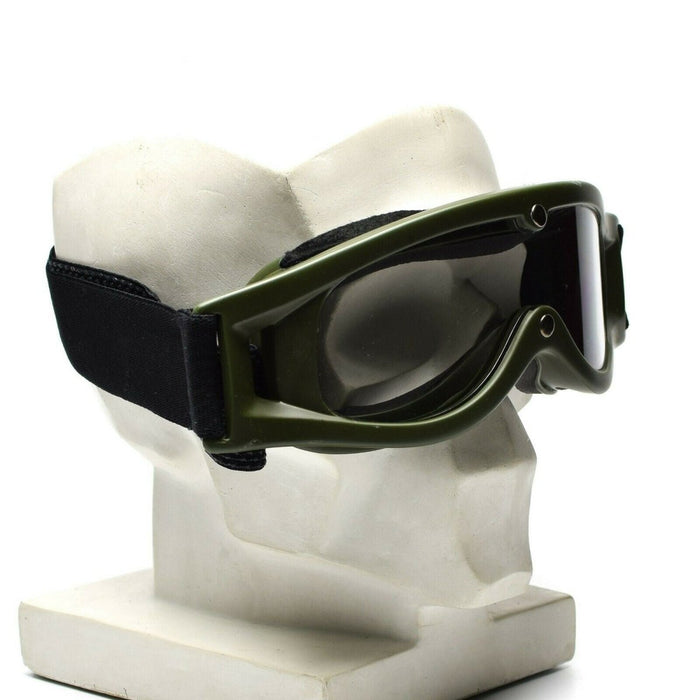 Echte Nederlandse militaire bril met flexibel rubberen frame en zwarte verstelbare band voor oogbescherming onder verschillende omstandigheden