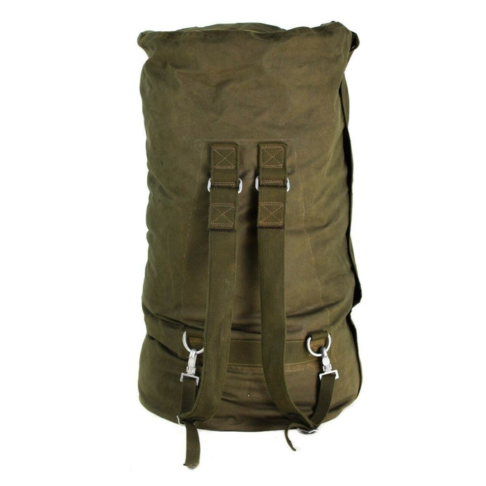 Echte olijfgroene zeezakplunjezak van het Duitse leger met schouderbanden, grote duurzame militaire rugzak.