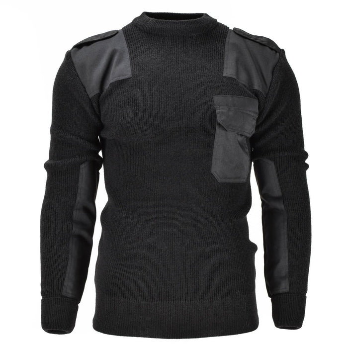 Mil-Tec zwarte Duitse Bundeswehr pullover-sweater met versterkte ellebogen, schoudervullingen, epauletten en borstzakontwerp.