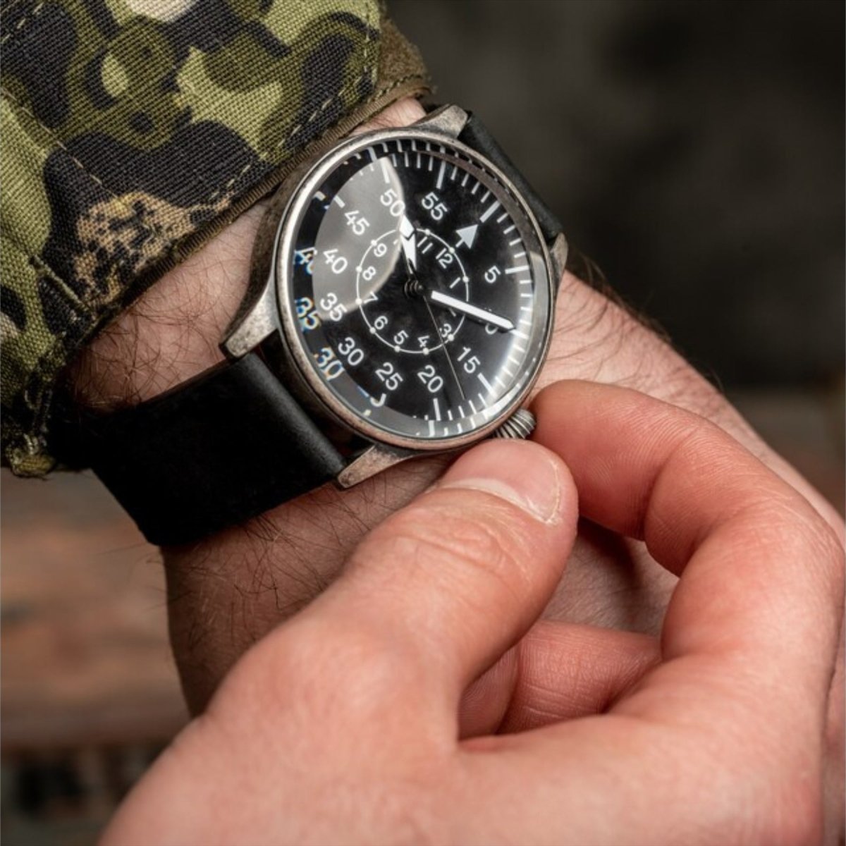 Mil-tec retro piloot horloge kwarts mechanisme natuurlijk lederen armband zwart