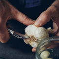 Opinel N°07 Kastanje Knoflook Opvouwbaar Zakmes 12C27 Lemmet Walnoot Handvat