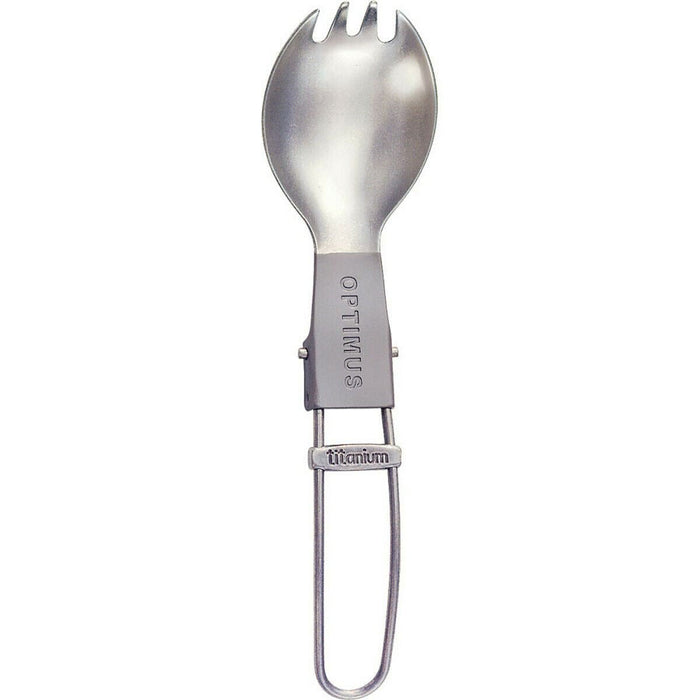 Gevouwen titanium spork die vork en lepel combineert, lichtgewicht en duurzaam voor wandelen en kamperen.