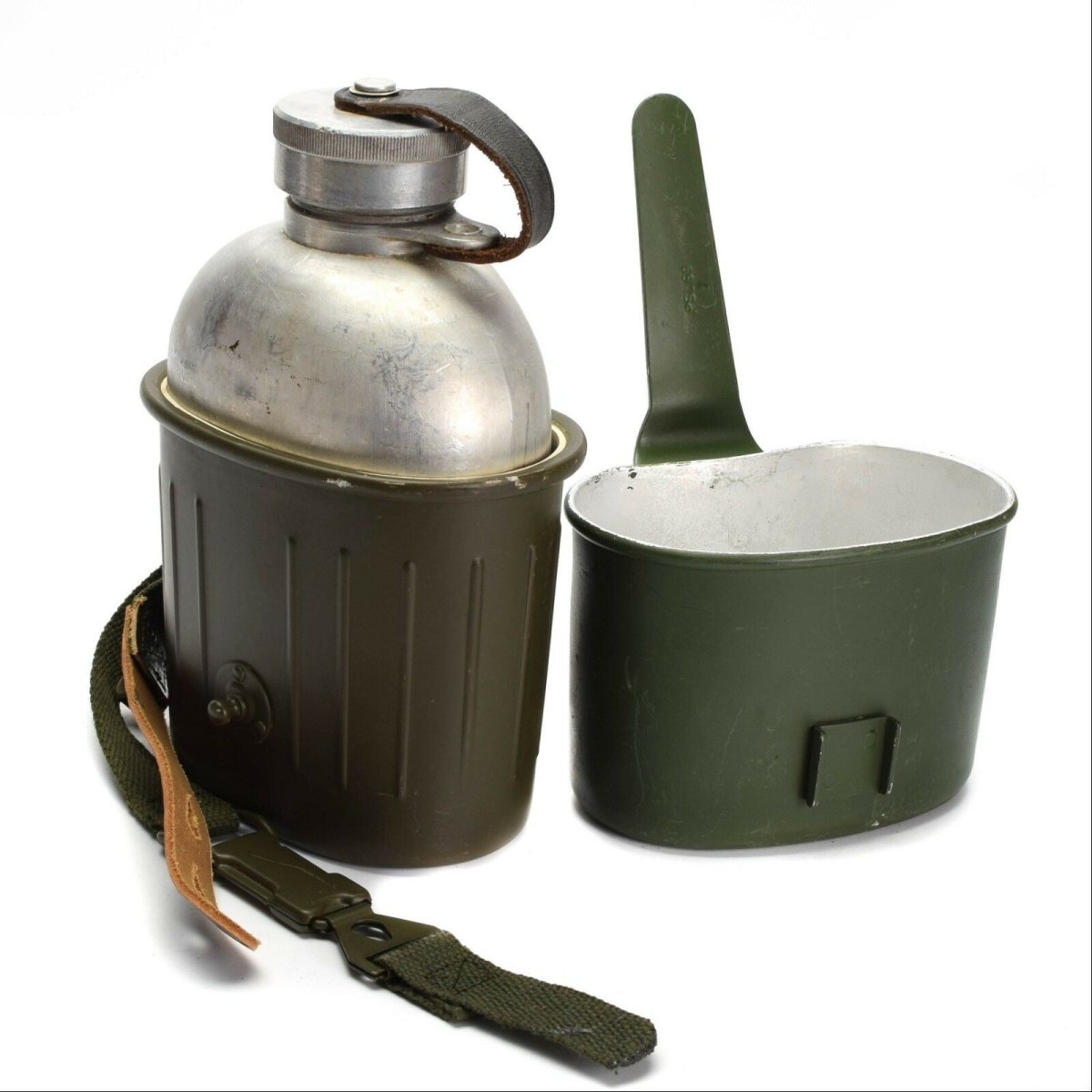 Originele Duitse legermesset kantine drinkfles waterfles kookgerei leger