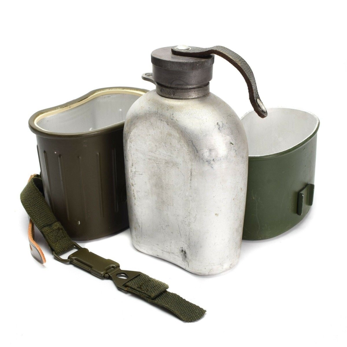 Originele Duitse legermesset kantine drinkfles waterfles kookgerei leger
