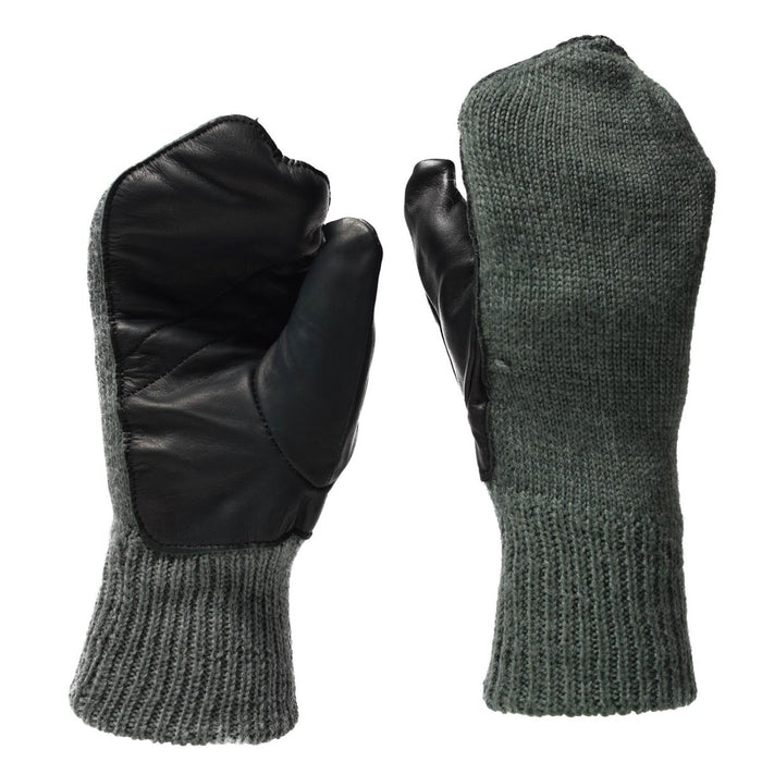 Originele Zwitserse militaire grijze wollen wanten met duurzame zwartleren handpalmen voor warmte en grip bij koud weer.