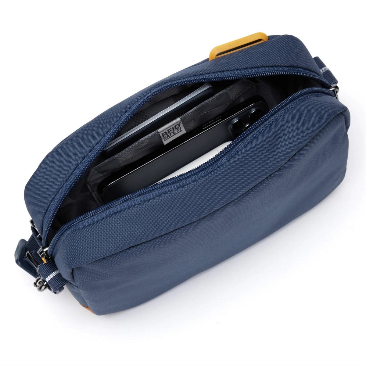Pacsafe GO Anti-diefstal crossbodytas 2,5 liter Waterafstotend RFID Veilig blokkeren