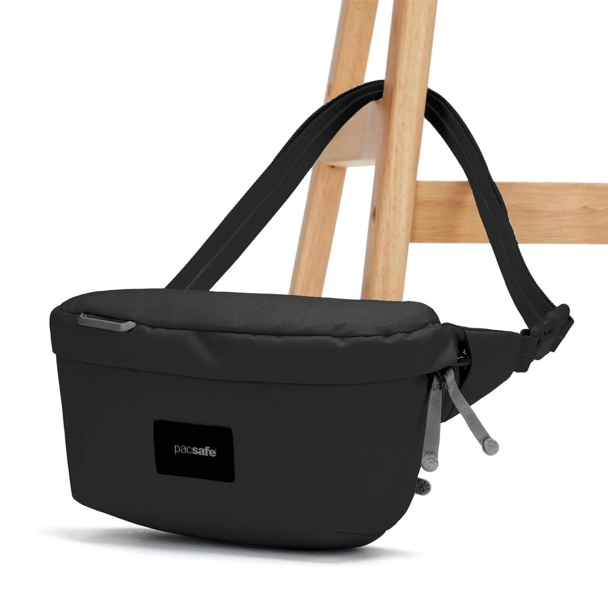 Pacsafe Go Heuptas 2,5L PFC Gratis Anti Diefstal RFID safe Sling Pack Zwart