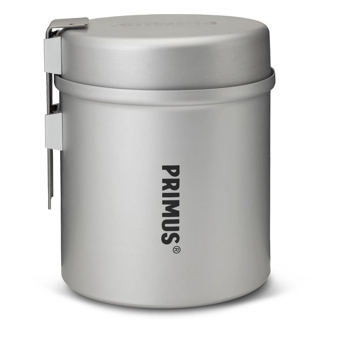 Compacte en lichtgewicht Primus Essential Trek Pot met keramische coating voor efficiënt buiten koken en eenvoudige reiniging.