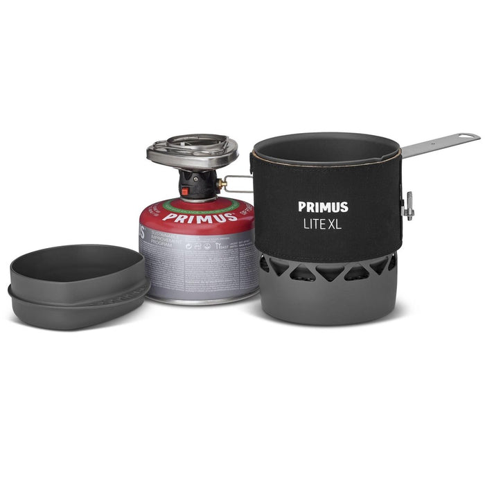 Primus Lite XL campingkookset met 1L-pot, lichtgewicht brander en draagbare brandstofjerrycan voor buitenmaaltijden.
